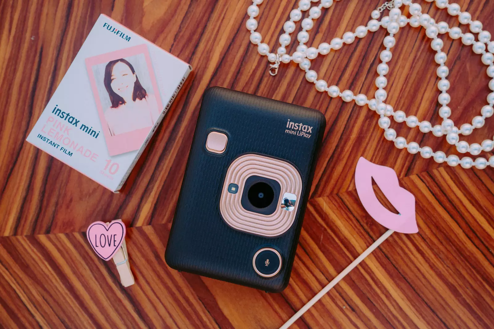 Aparat FujiFilm Instax mini LiPlay Złoty